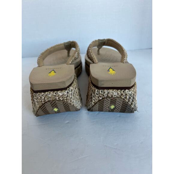 Volatile Island Natural Woven Tan Platform Wedge Thong Flip-Flop Sandals 10 - Picture 6 of 11